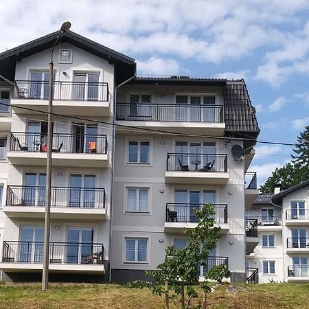 Apartamenty Amika シクラルスカ・ポレンバ エクステリア 写真