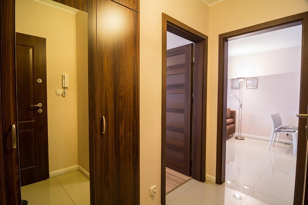 Apartamenty Amika シクラルスカ・ポレンバ エクステリア 写真