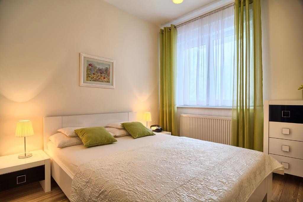 Apartamenty Amika シクラルスカ・ポレンバ エクステリア 写真