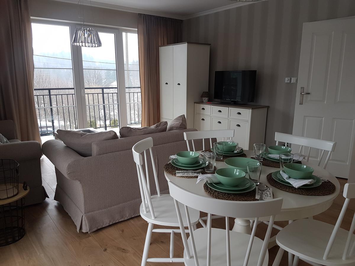 Apartamenty Amika シクラルスカ・ポレンバ エクステリア 写真