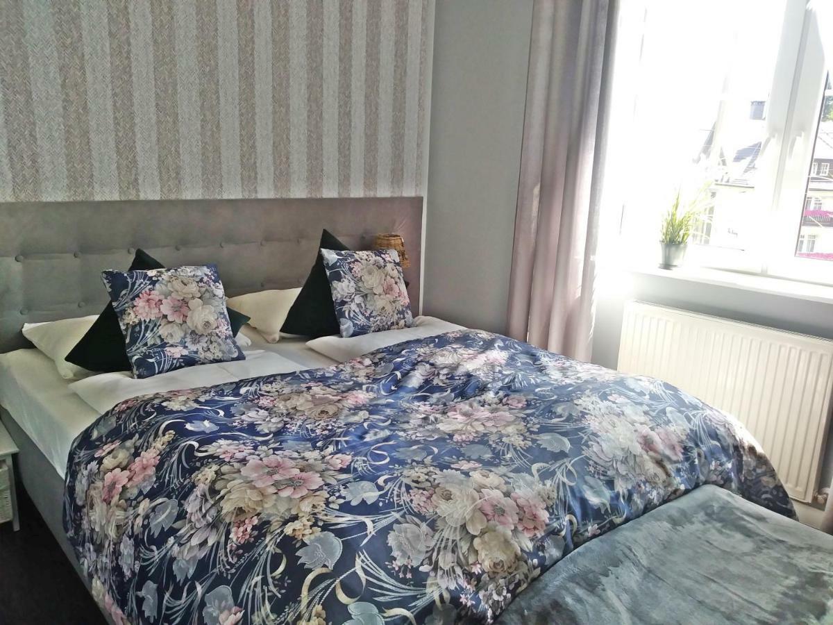 Apartamenty Amika シクラルスカ・ポレンバ エクステリア 写真