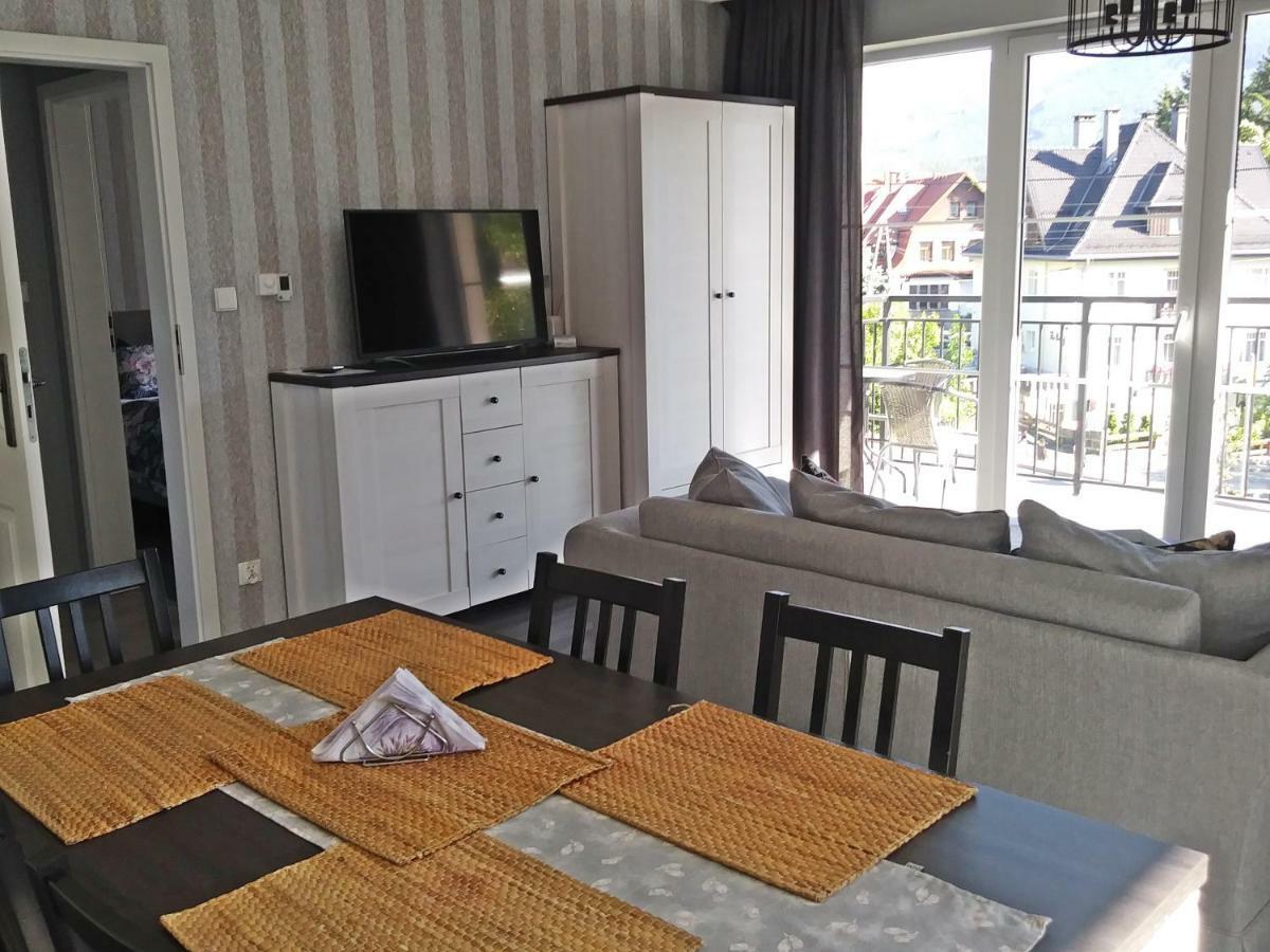 Apartamenty Amika シクラルスカ・ポレンバ エクステリア 写真