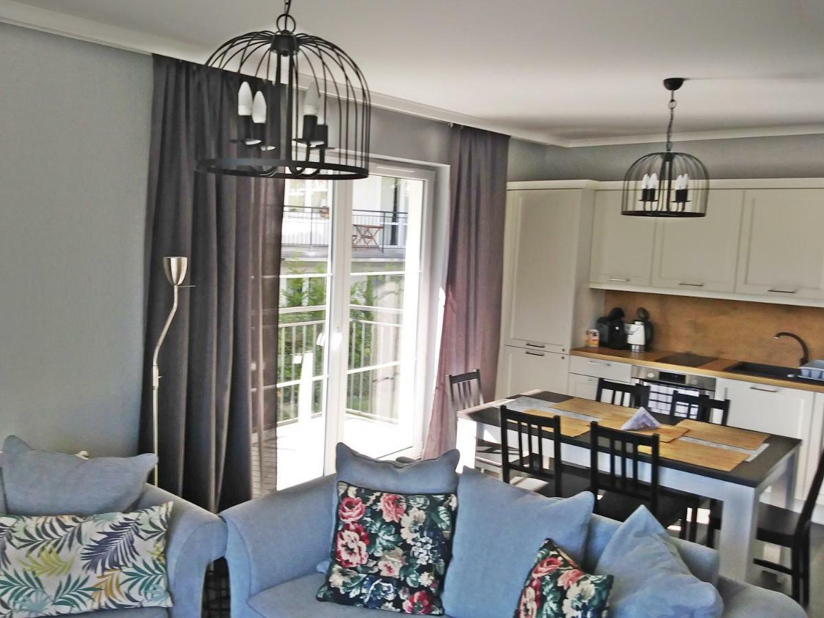 Apartamenty Amika シクラルスカ・ポレンバ エクステリア 写真