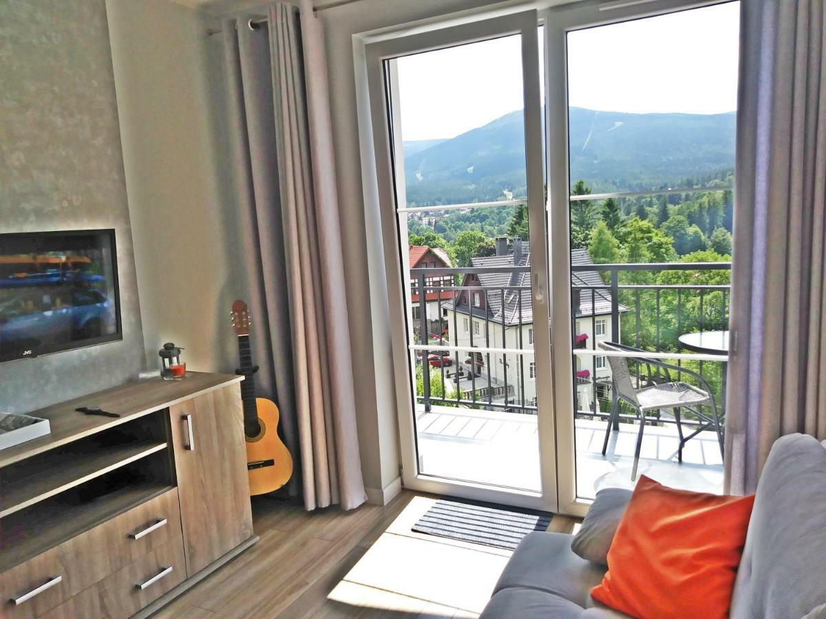 Apartamenty Amika シクラルスカ・ポレンバ エクステリア 写真